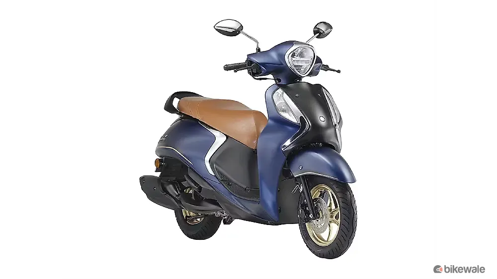 Yamaha Fascino front three quarter
